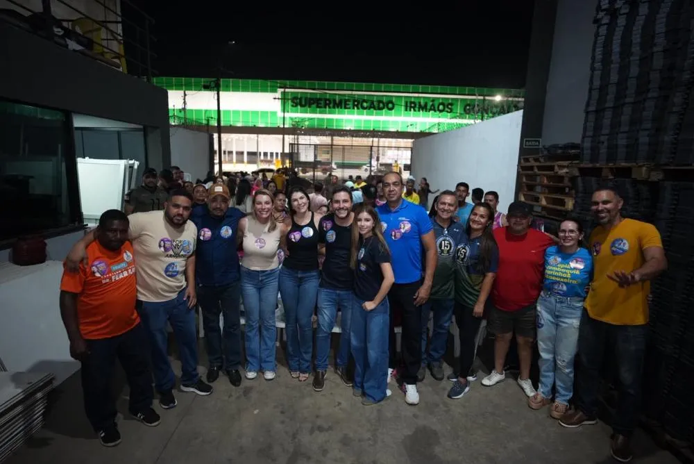 Maurício Carvalho se reúne com integrantes de bloco e reforça compromisso com a cultura de Porto Velho