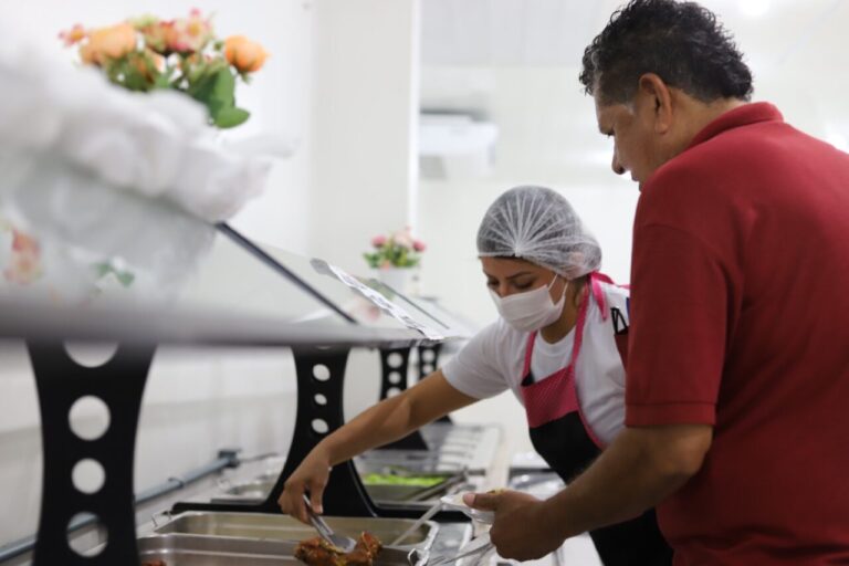 O processo de credenciamento de restaurantes e renovação de contratos do Prato Fácil em Porto Velho deve ser concluído até sexta-feira (19).